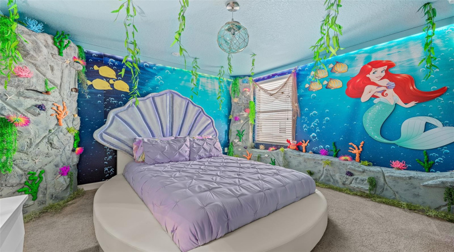 DAVENPORT, Florida 33896, 8 Bedrooms Bedrooms, ,5 BathroomsBathrooms,Residential,For Sale,WEDGE,0,MFRS5131100