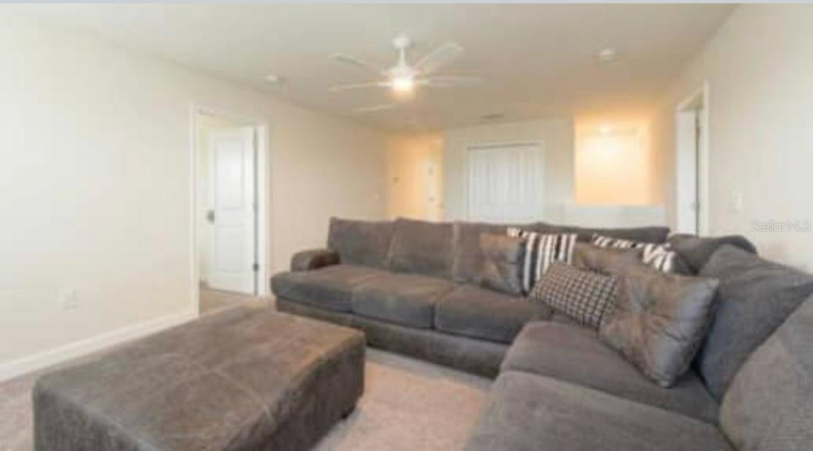 DAVENPORT, Florida 33896, 6 Bedrooms Bedrooms, ,6 BathroomsBathrooms,Residential,For Sale,ROLLING FAIRWAY,0,MFRO6328702