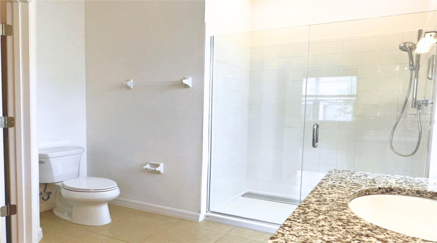 DAVENPORT, Florida 33837, 4 Bedrooms Bedrooms, ,2 BathroomsBathrooms,Residential,For Sale,SWAN SWIM,0,MFRS5131230