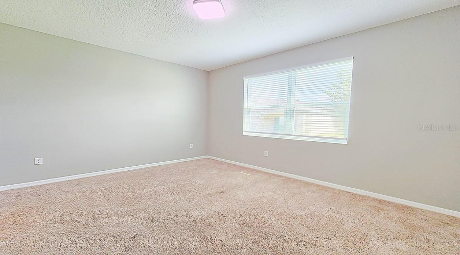 DAVENPORT, Florida 33837, 4 Bedrooms Bedrooms, ,2 BathroomsBathrooms,Residential,For Sale,SWAN SWIM,0,MFRS5131230