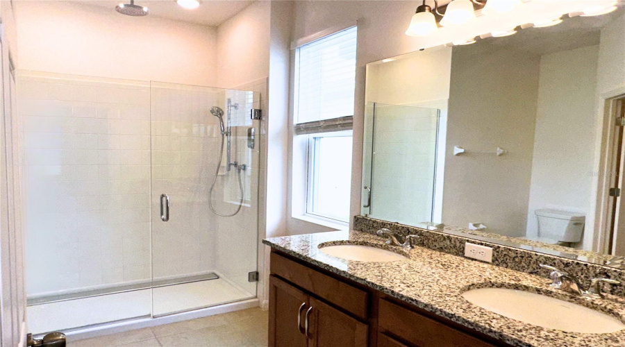 DAVENPORT, Florida 33837, 4 Bedrooms Bedrooms, ,2 BathroomsBathrooms,Residential,For Sale,SWAN SWIM,0,MFRS5131230