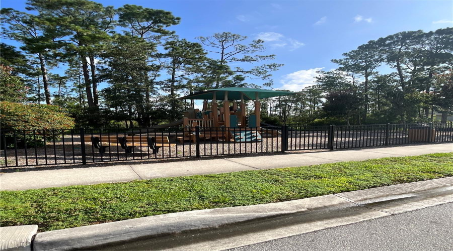 DAVENPORT, Florida 33837, 4 Bedrooms Bedrooms, ,2 BathroomsBathrooms,Residential,For Sale,SCRUB OAK HAMMOCK,0,MFRG5099808