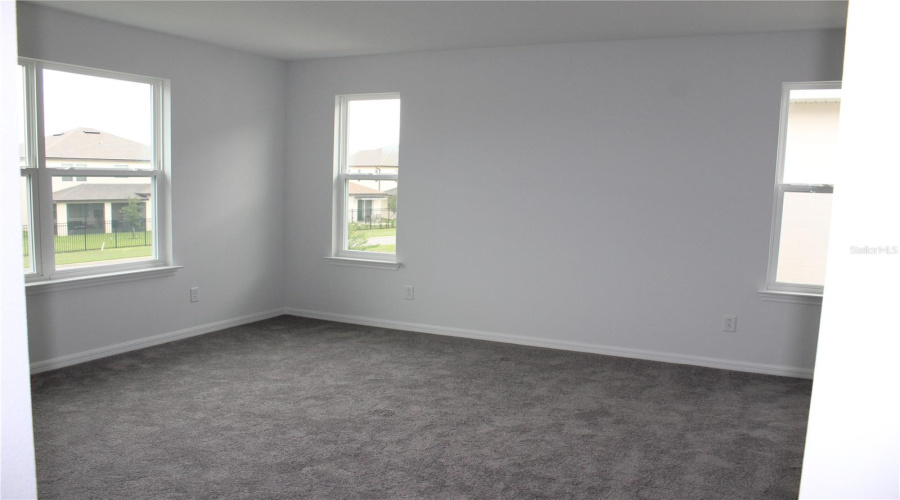DAVENPORT, Florida 33896, 3 Bedrooms Bedrooms, ,2 BathroomsBathrooms,Residential,For Sale,ABERDEEN,0,MFRO6328815