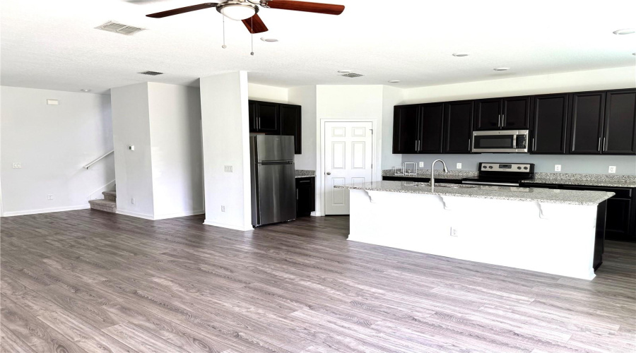 DAVENPORT, Florida 33896, 3 Bedrooms Bedrooms, ,2 BathroomsBathrooms,Residential,For Sale,ABERDEEN,0,MFRO6328815