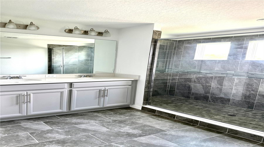 DAVENPORT, Florida 33896, 3 Bedrooms Bedrooms, ,2 BathroomsBathrooms,Residential,For Sale,ABERDEEN,0,MFRO6328815