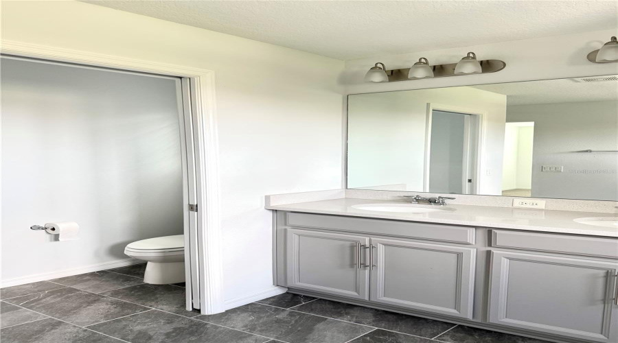 DAVENPORT, Florida 33896, 3 Bedrooms Bedrooms, ,2 BathroomsBathrooms,Residential,For Sale,ABERDEEN,0,MFRO6328815