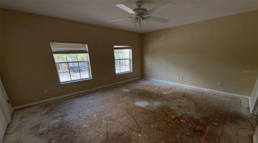 KISSIMMEE, Florida 34746, 4 Bedrooms Bedrooms, ,2 BathroomsBathrooms,Residential,For Sale,CARAVELLE,0,MFRO6328787