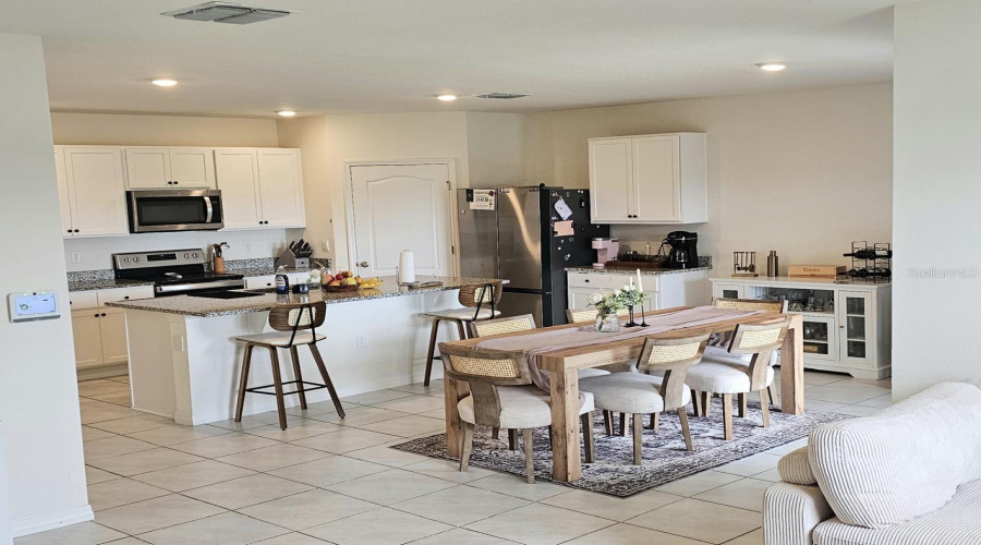 DAVENPORT, Florida 33837, 4 Bedrooms Bedrooms, ,2 BathroomsBathrooms,Residential,For Sale,CASCADES,0,MFRO6328839