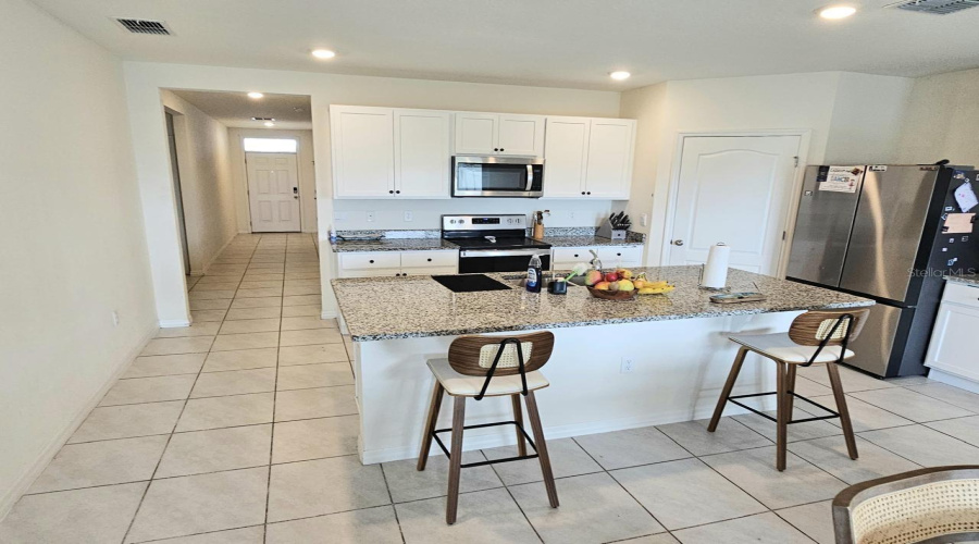 DAVENPORT, Florida 33837, 4 Bedrooms Bedrooms, ,2 BathroomsBathrooms,Residential,For Sale,CASCADES,0,MFRO6328839