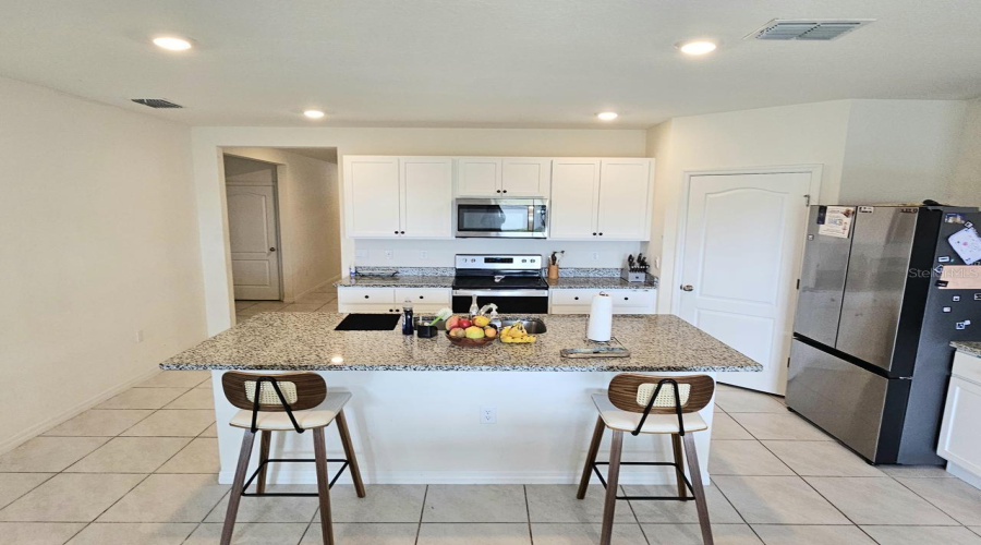 DAVENPORT, Florida 33837, 4 Bedrooms Bedrooms, ,2 BathroomsBathrooms,Residential,For Sale,CASCADES,0,MFRO6328839