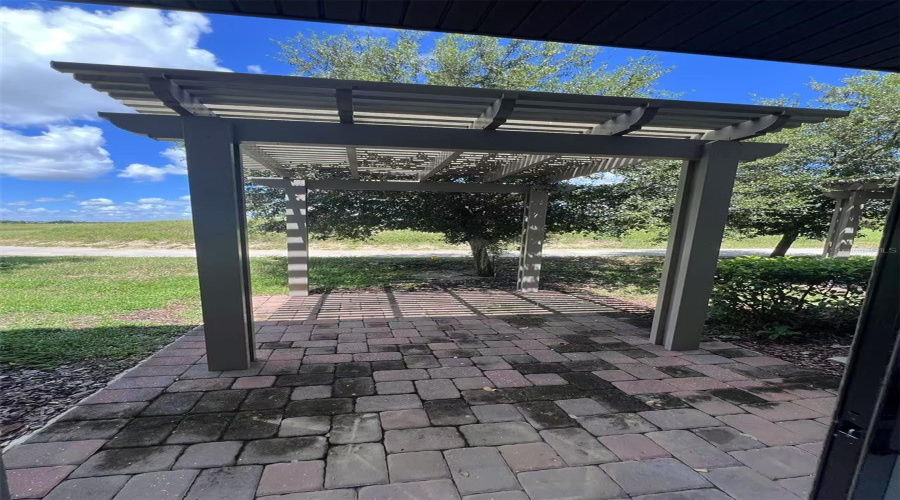 DAVENPORT, Florida 33896, 3 Bedrooms Bedrooms, ,2 BathroomsBathrooms,Residential,For Sale,ROYAL ST GEORGE,0,MFRO6328833