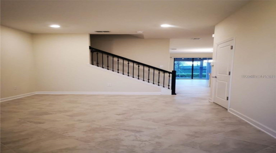 DAVENPORT, Florida 33896, 3 Bedrooms Bedrooms, ,2 BathroomsBathrooms,Residential,For Sale,ROYAL ST GEORGE,0,MFRO6328833