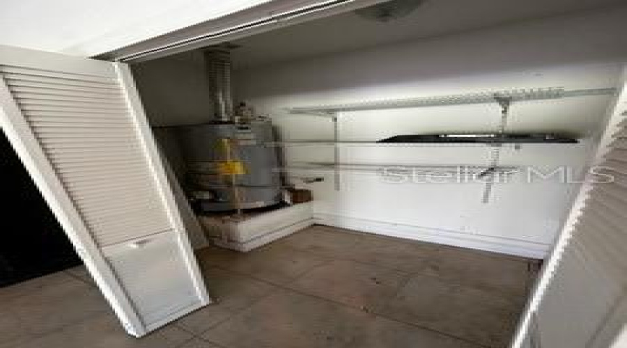 KISSIMMEE, Florida 34747, 4 Bedrooms Bedrooms, ,3 BathroomsBathrooms,Residential,For Sale,POMO,0,MFRO6327699