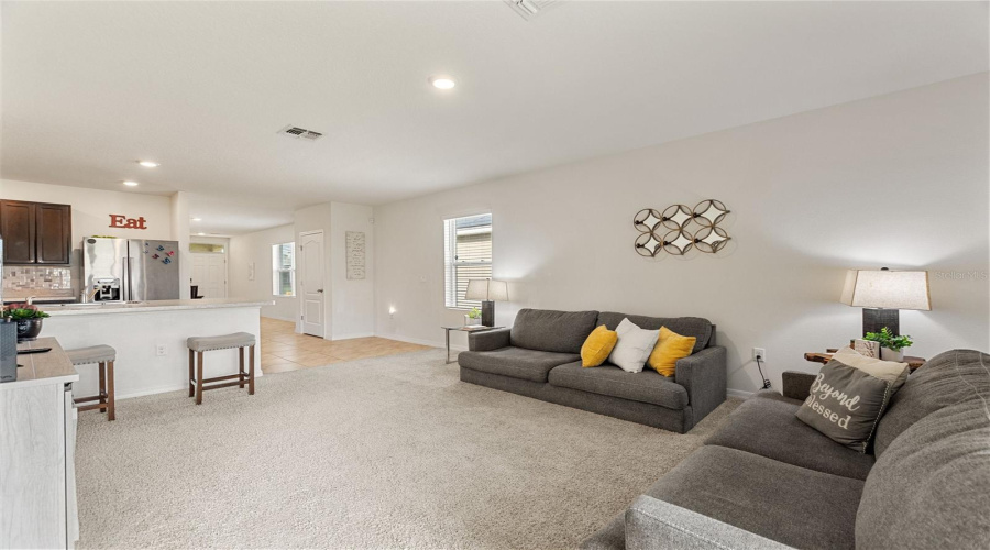 DAVENPORT, Florida 33837, 3 Bedrooms Bedrooms, ,2 BathroomsBathrooms,Residential,For Sale,EAGLEVIEW,0,MFRP4935593