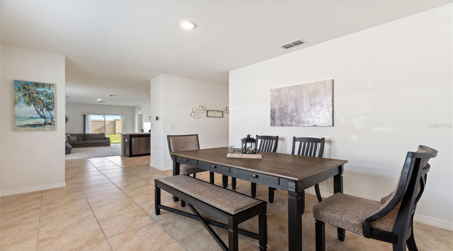 DAVENPORT, Florida 33837, 3 Bedrooms Bedrooms, ,2 BathroomsBathrooms,Residential,For Sale,EAGLEVIEW,0,MFRP4935593