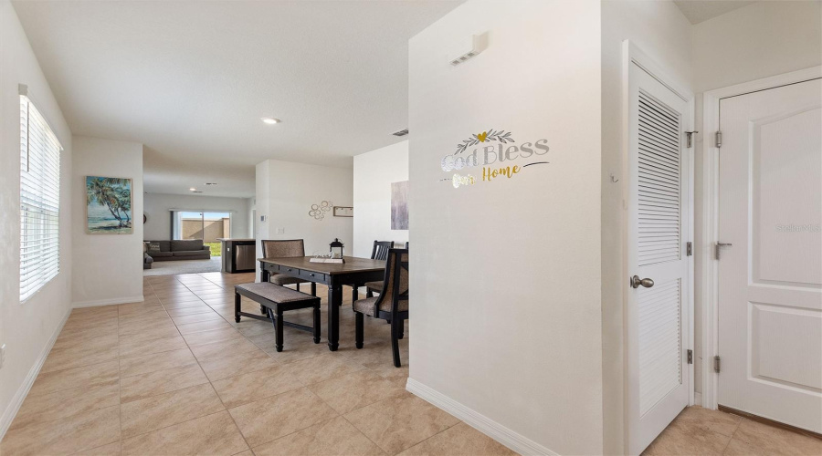 DAVENPORT, Florida 33837, 3 Bedrooms Bedrooms, ,2 BathroomsBathrooms,Residential,For Sale,EAGLEVIEW,0,MFRP4935593