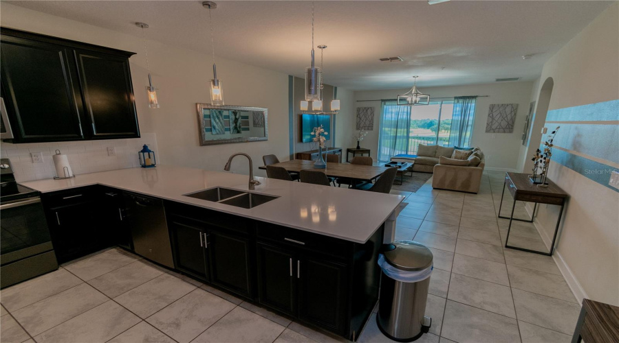 DAVENPORT, Florida 33896, 3 Bedrooms Bedrooms, ,2 BathroomsBathrooms,Residential,For Sale,OCEAN COURSE,0,MFRS5131278