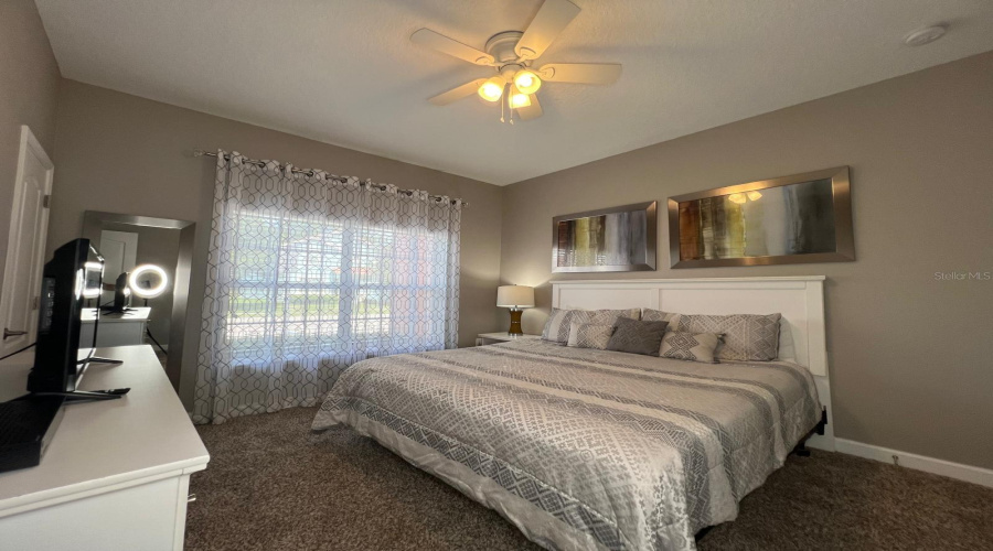 KISSIMMEE, Florida 34747, 4 Bedrooms Bedrooms, ,3 BathroomsBathrooms,Residential,For Sale,BANANA PALM,0,MFRO6326328