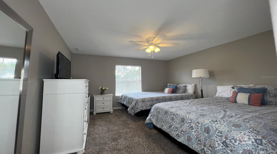 KISSIMMEE, Florida 34747, 4 Bedrooms Bedrooms, ,3 BathroomsBathrooms,Residential,For Sale,BANANA PALM,0,MFRO6326328