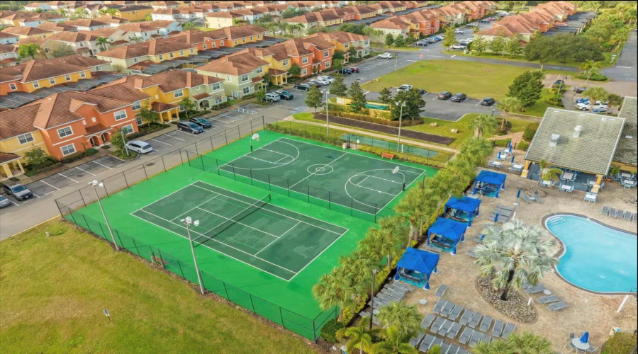 KISSIMMEE, Florida 34747, 4 Bedrooms Bedrooms, ,3 BathroomsBathrooms,Residential,For Sale,BANANA PALM,0,MFRO6326328
