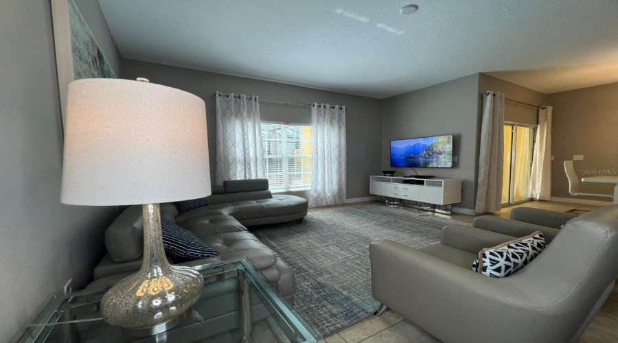 KISSIMMEE, Florida 34747, 4 Bedrooms Bedrooms, ,3 BathroomsBathrooms,Residential,For Sale,BANANA PALM,0,MFRO6326328