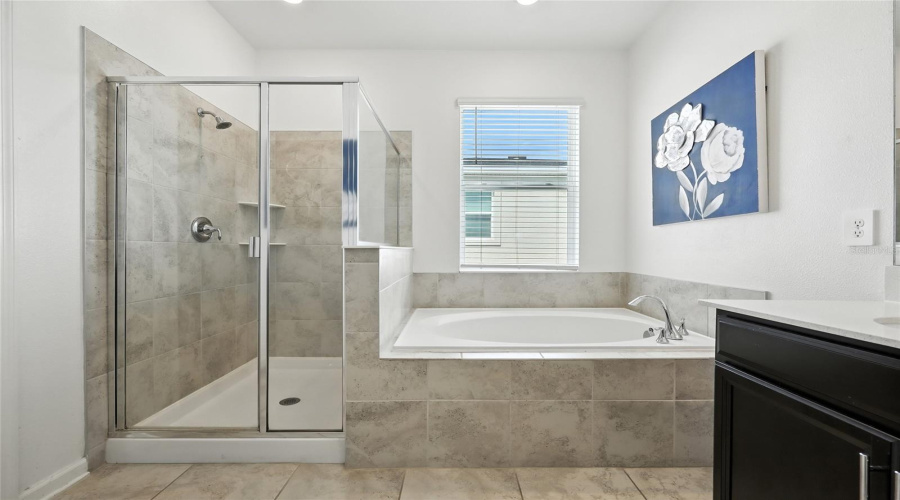 DAVENPORT, Florida 33896, 3 Bedrooms Bedrooms, ,2 BathroomsBathrooms,Residential,For Sale,SOMMERSET HILLS,0,MFRO6329192