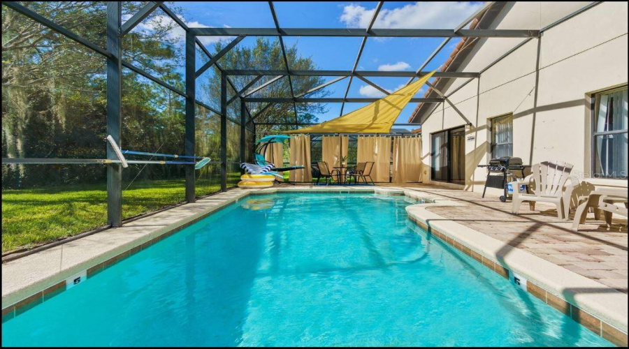 swimming pool deck