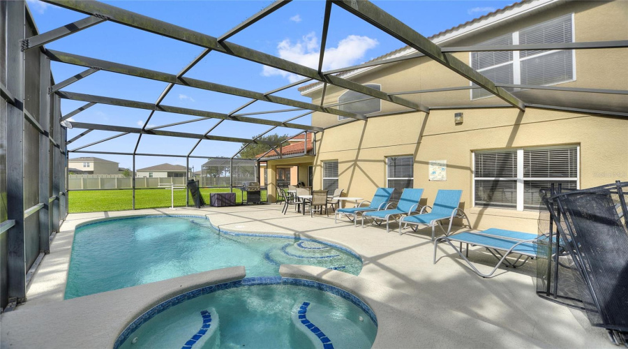 DAVENPORT, Florida 33897, 5 Bedrooms Bedrooms, ,4 BathroomsBathrooms,Residential,For Sale,SOLANA,0,MFRO6328136