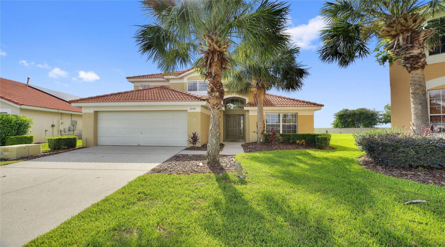 DAVENPORT, Florida 33897, 5 Bedrooms Bedrooms, ,4 BathroomsBathrooms,Residential,For Sale,SOLANA,0,MFRO6328136