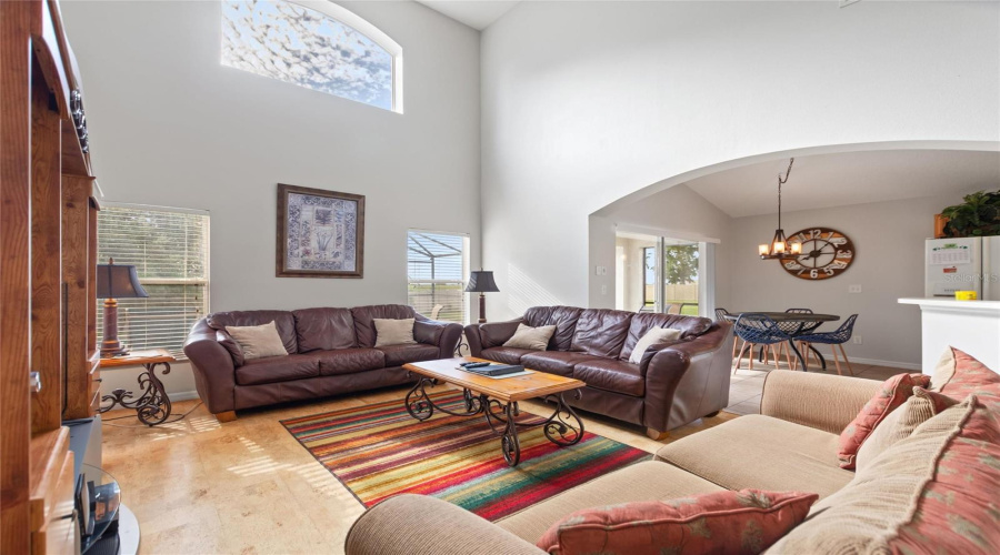 DAVENPORT, Florida 33897, 5 Bedrooms Bedrooms, ,4 BathroomsBathrooms,Residential,For Sale,SOLANA,0,MFRO6328136