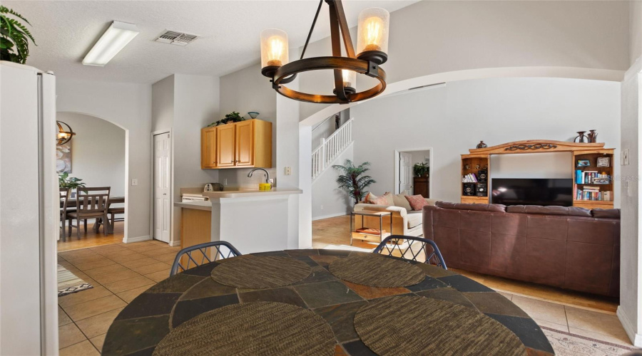 DAVENPORT, Florida 33897, 5 Bedrooms Bedrooms, ,4 BathroomsBathrooms,Residential,For Sale,SOLANA,0,MFRO6328136
