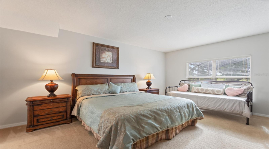 DAVENPORT, Florida 33897, 5 Bedrooms Bedrooms, ,4 BathroomsBathrooms,Residential,For Sale,SOLANA,0,MFRO6328136