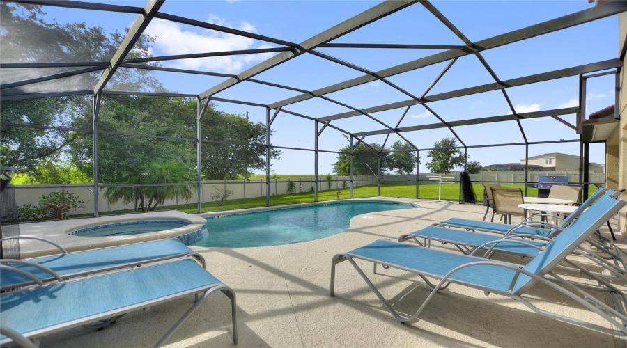 DAVENPORT, Florida 33897, 5 Bedrooms Bedrooms, ,4 BathroomsBathrooms,Residential,For Sale,SOLANA,0,MFRO6328136