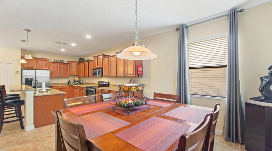 DAVENPORT, Florida 33896, 3 Bedrooms Bedrooms, ,3 BathroomsBathrooms,Residential,For Sale,PALMETTO DUNES,0,MFRS5131315