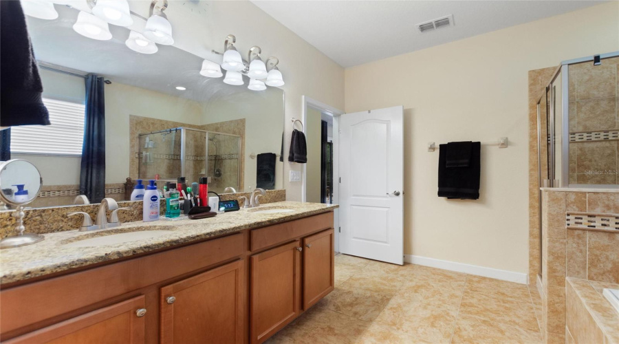 DAVENPORT, Florida 33896, 3 Bedrooms Bedrooms, ,3 BathroomsBathrooms,Residential,For Sale,PALMETTO DUNES,0,MFRS5131315
