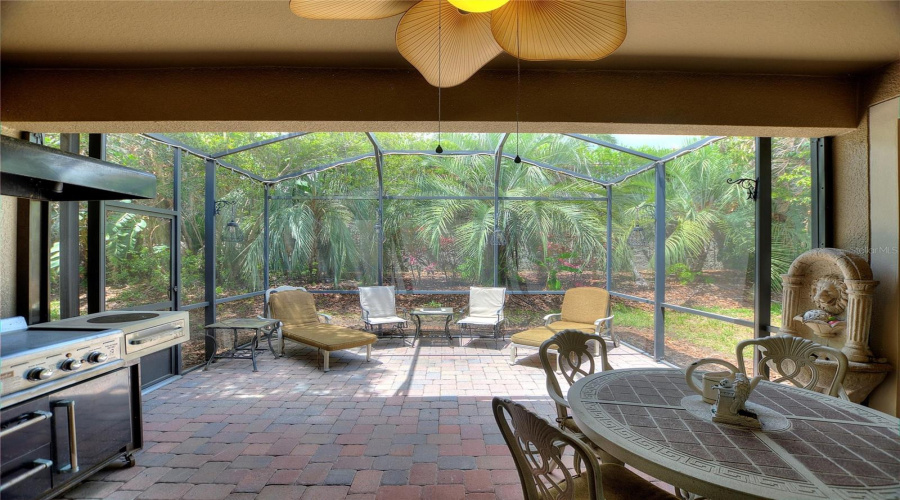 DAVENPORT, Florida 33896, 3 Bedrooms Bedrooms, ,3 BathroomsBathrooms,Residential,For Sale,PALMETTO DUNES,0,MFRS5131315