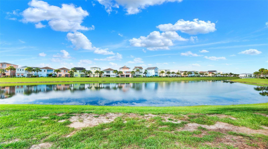 KISSIMMEE, Florida 34747, 3 Bedrooms Bedrooms, ,3 BathroomsBathrooms,Residential,For Sale,SHAKER,0,MFRO6329268