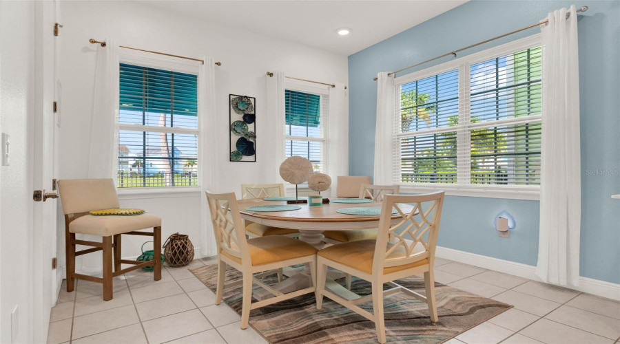 KISSIMMEE, Florida 34747, 3 Bedrooms Bedrooms, ,3 BathroomsBathrooms,Residential,For Sale,SHAKER,0,MFRO6329268