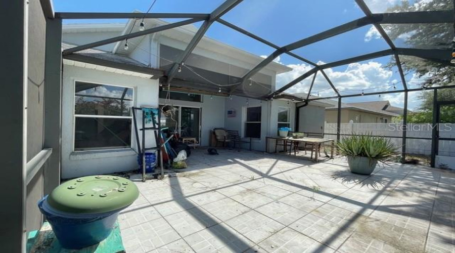 DAVENPORT, Florida 33896, 4 Bedrooms Bedrooms, ,2 BathroomsBathrooms,Residential,For Sale,CELLO,0,MFRO6329198