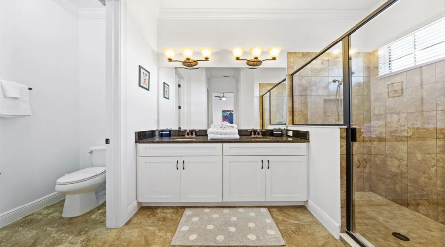 KISSIMMEE, Florida 34747, 5 Bedrooms Bedrooms, ,5 BathroomsBathrooms,Residential,For Sale,DESERT MOUNTAIN,0,MFRO6329371