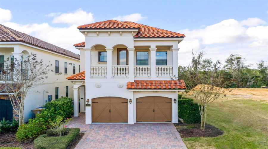 KISSIMMEE, Florida 34747, 5 Bedrooms Bedrooms, ,5 BathroomsBathrooms,Residential,For Sale,DESERT MOUNTAIN,0,MFRO6329371