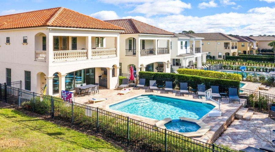 KISSIMMEE, Florida 34747, 5 Bedrooms Bedrooms, ,5 BathroomsBathrooms,Residential,For Sale,DESERT MOUNTAIN,0,MFRO6329371