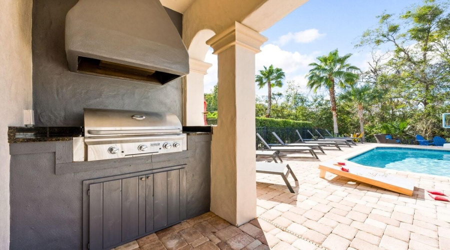 KISSIMMEE, Florida 34747, 5 Bedrooms Bedrooms, ,5 BathroomsBathrooms,Residential,For Sale,DESERT MOUNTAIN,0,MFRO6329371