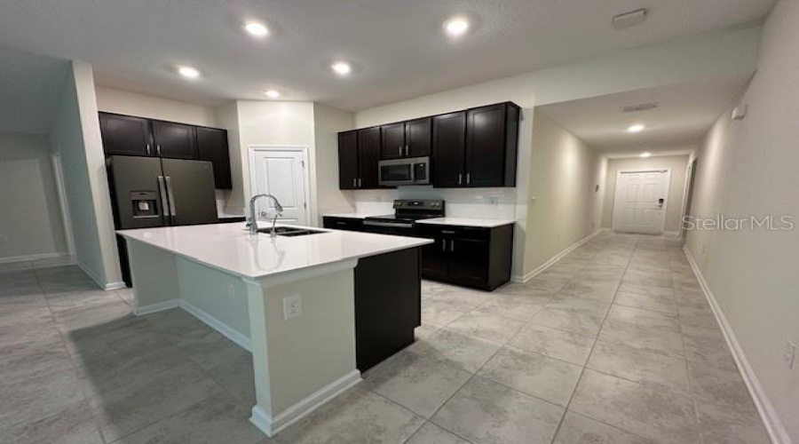 KISSIMMEE, Florida 34746, 3 Bedrooms Bedrooms, ,2 BathroomsBathrooms,Residential,For Sale,BLUFF OAK,0,MFRS5131359