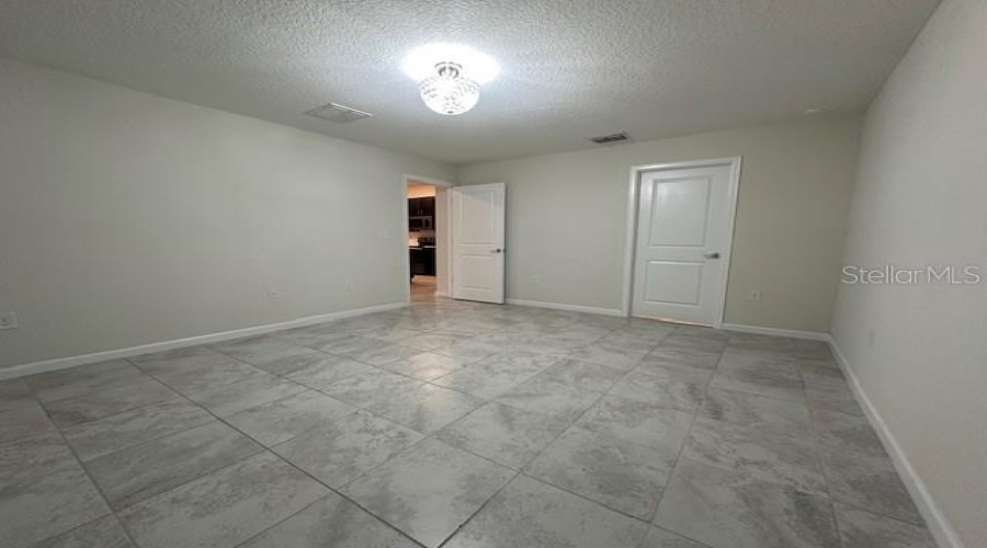 KISSIMMEE, Florida 34746, 3 Bedrooms Bedrooms, ,2 BathroomsBathrooms,Residential,For Sale,BLUFF OAK,0,MFRS5131359
