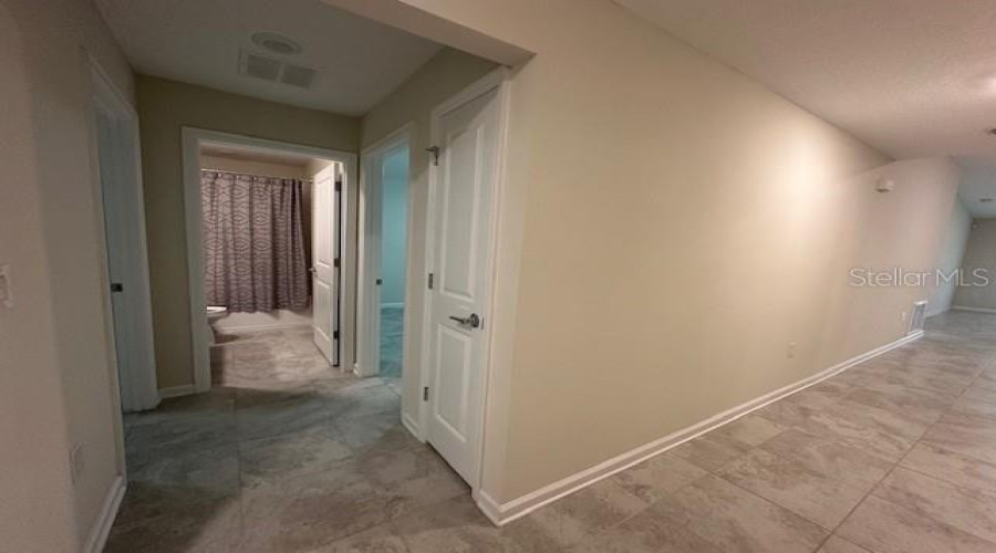 KISSIMMEE, Florida 34746, 3 Bedrooms Bedrooms, ,2 BathroomsBathrooms,Residential,For Sale,BLUFF OAK,0,MFRS5131359