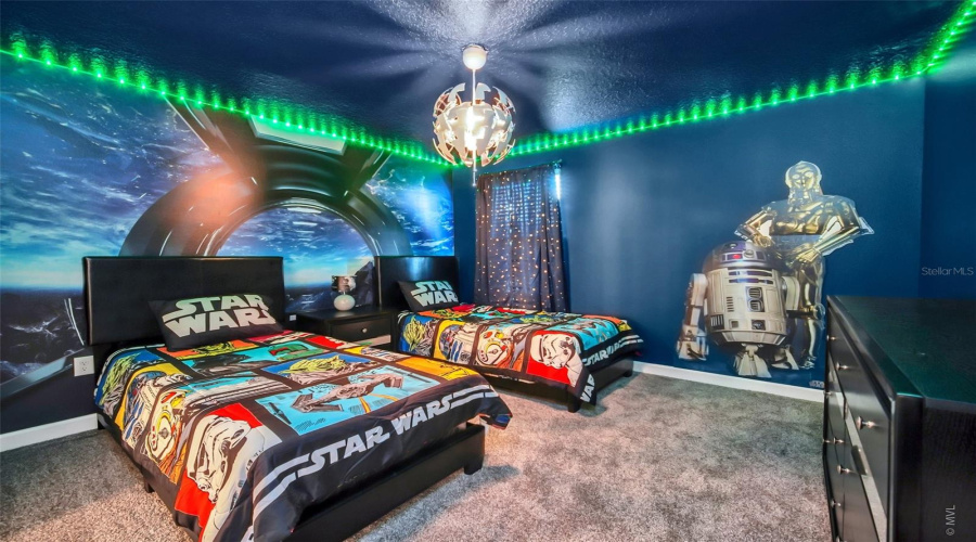 KISSIMMEE, Florida 34746, 9 Bedrooms Bedrooms, ,5 BathroomsBathrooms,Residential,For Sale,SIMILE,0,MFRO6329444