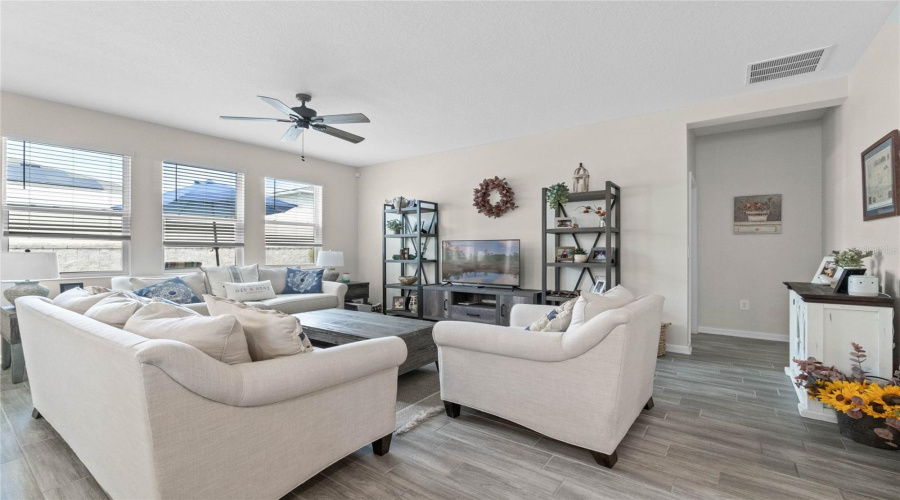 DAVENPORT, Florida 33837, 4 Bedrooms Bedrooms, ,2 BathroomsBathrooms,Residential,For Sale,CITRUS RESERVE,0,MFRS5128757