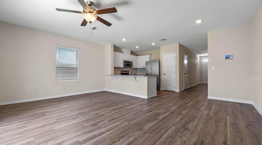 DAVENPORT, Florida 33837, 3 Bedrooms Bedrooms, ,2 BathroomsBathrooms,Residential,For Sale,LONGLEAF,0,MFRO6284648