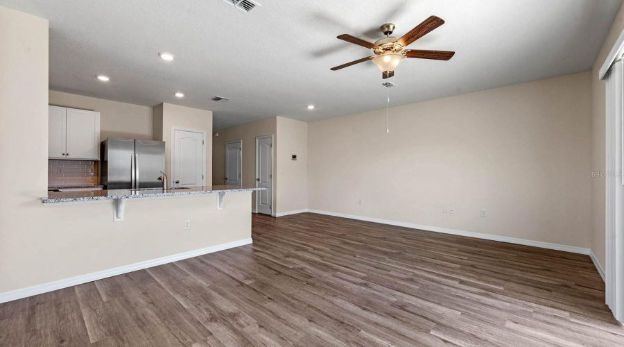 DAVENPORT, Florida 33837, 3 Bedrooms Bedrooms, ,2 BathroomsBathrooms,Residential,For Sale,LONGLEAF,0,MFRO6284648